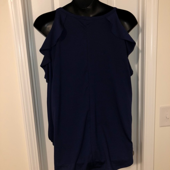 Sweet Lovely by Jen Cold shoulder long sleeve navy tunic size 1X from Chic Soul. - Picture 6 of 8